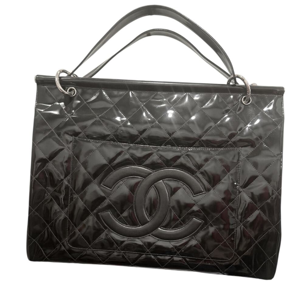 1996 Vintage Chanel Quilted Patent Leather Shopping Tote - Picture 4 of 13